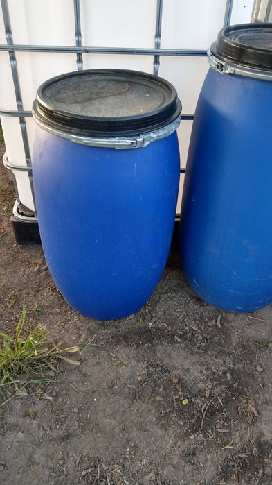 Beczki 200l 150l 120 litrów pojemnik zbiornik 600l 1000 na zboże wodę