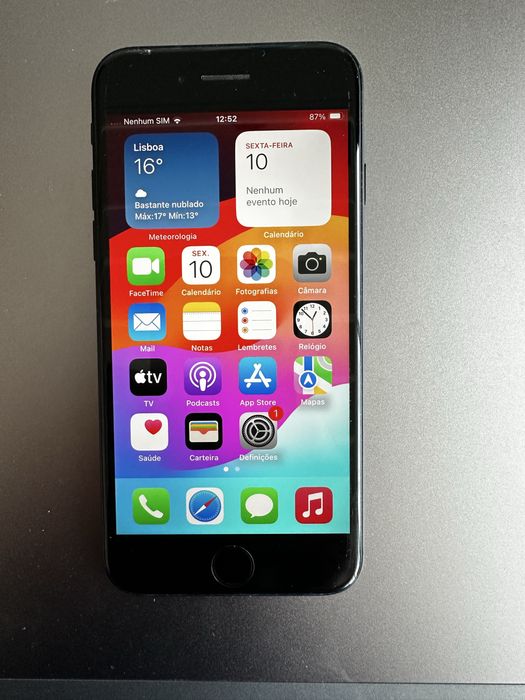 Iphone se 2a geracao com vidro traseiro partido