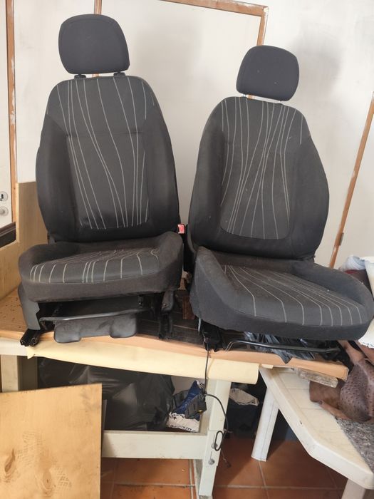 Interior de Opel Corsa D