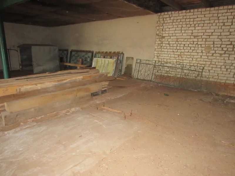 ПРОДАЖ - Гараж, загальною площею 242,1 кв.м. с. Мельники