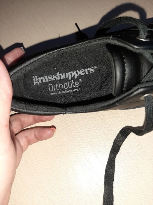 Шкіряні димесизонні кросівки