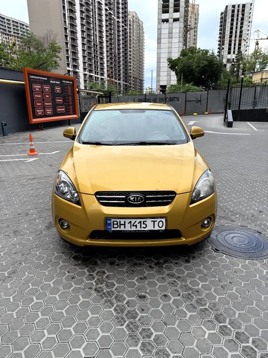 Автомобіль Kia Ceed 2009