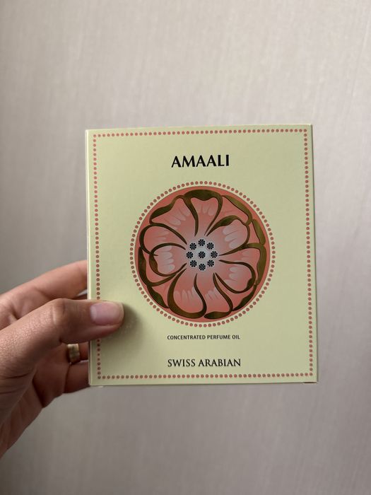 Арабські олійні парфуми Swiss Arabian Amaali та Al Haramain Sultan