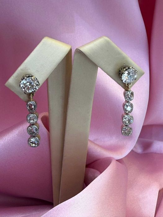 Kolczyki z diamentami naturalnymi 5.60 CT IGI