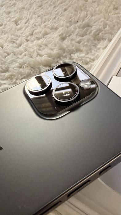 iPhone 15 Pro Max - 256 GB - Excellent condition