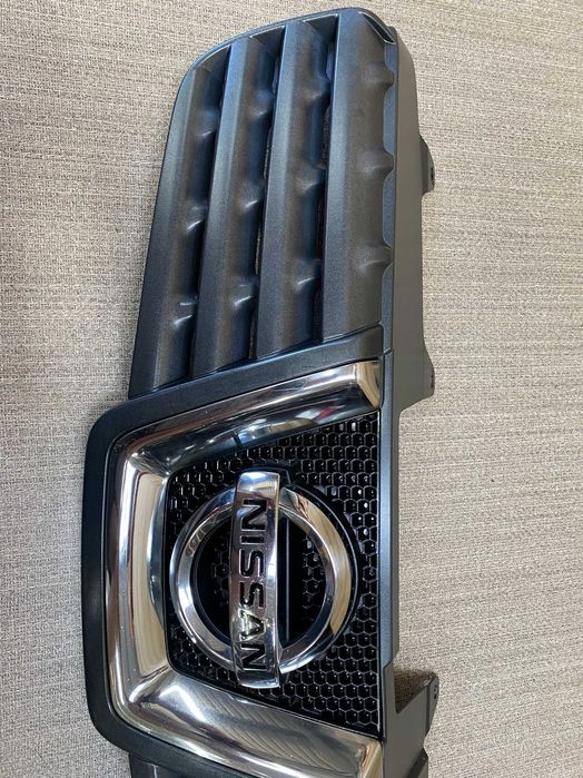 Atrapa/Grill Nissan qashqai