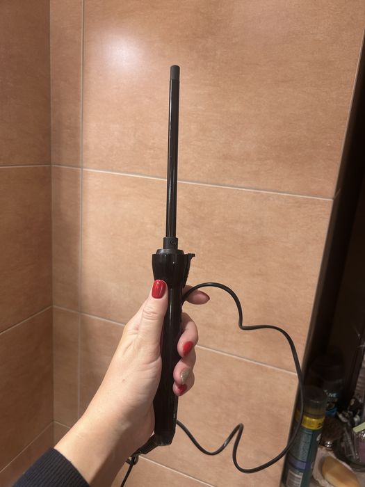 Cienka lokowka do wlosów