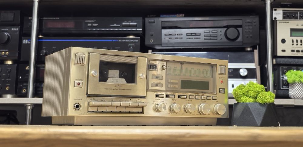 Касетний програвач IGU 5010