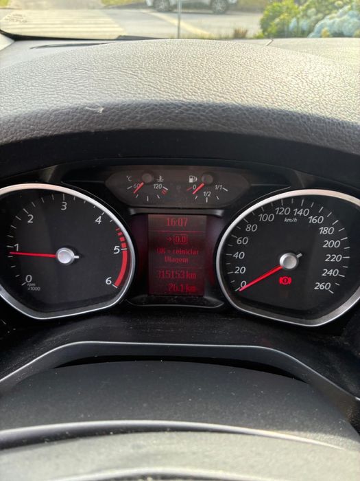 Vendo Ford  4300