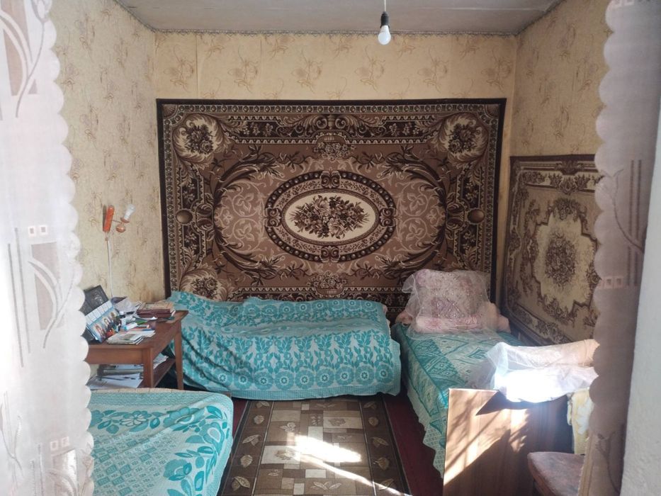 Продається будинок в центрі  с. Дмитрівка Ніжинського району
