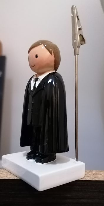 Boneco Decoração Estudante Universitário