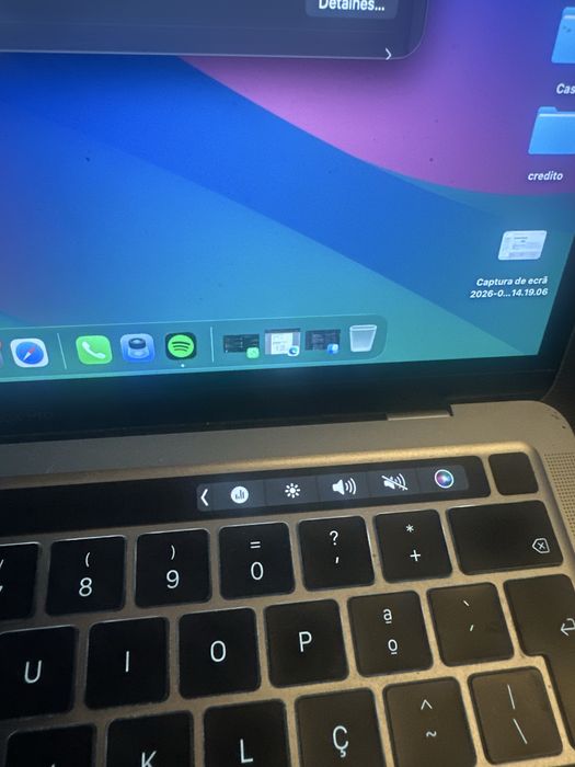 Macbook pro m2 2022
