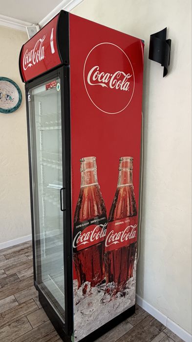 Lodówka gastronomiczna ekspozycyjna Coca-Cola | Wzmocniona, przeszklona
