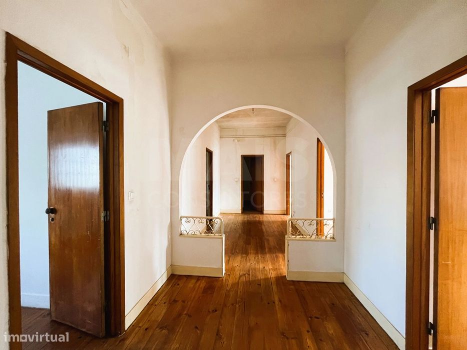 Apartamento com terraço no centro de Samora Correia