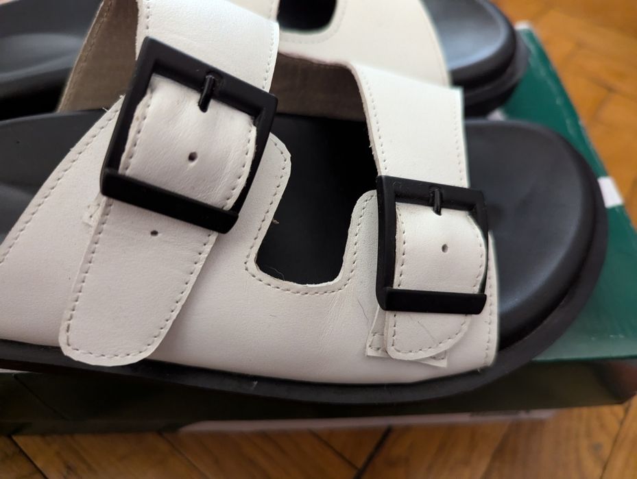 Шльопанці аля Birkenstock