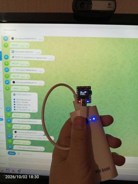 Плата розробки ESP32-C3 із 0,42-дюймовим модулем OLED