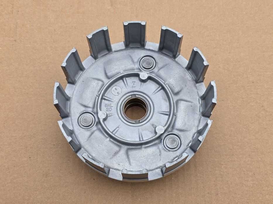 Zewnętrzny kosz sprzęgłowy Yamaha YZF 250 r. 01-08 OEM