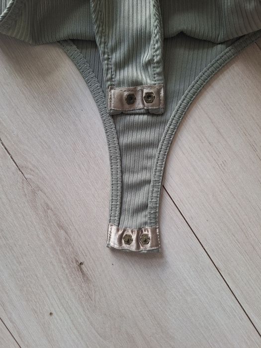 Body damskie Primark- Xs