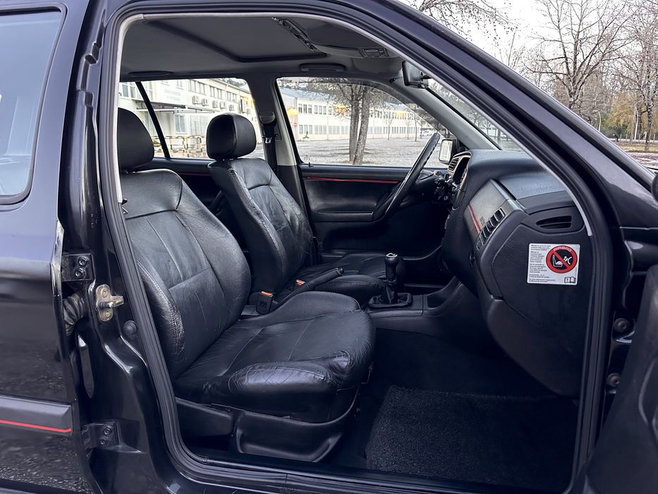 VW Golf III 3 GT, 62.000 km, Versão GT, equipamento premium - GPL