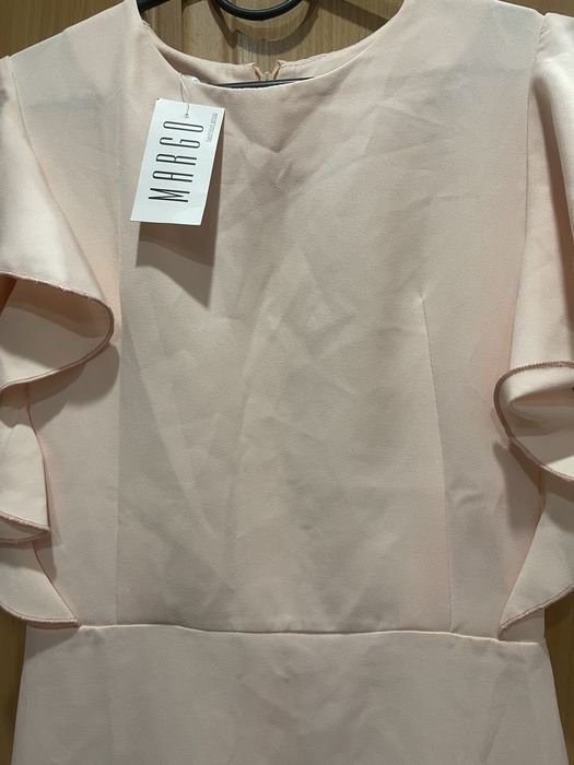 Персикова сукня