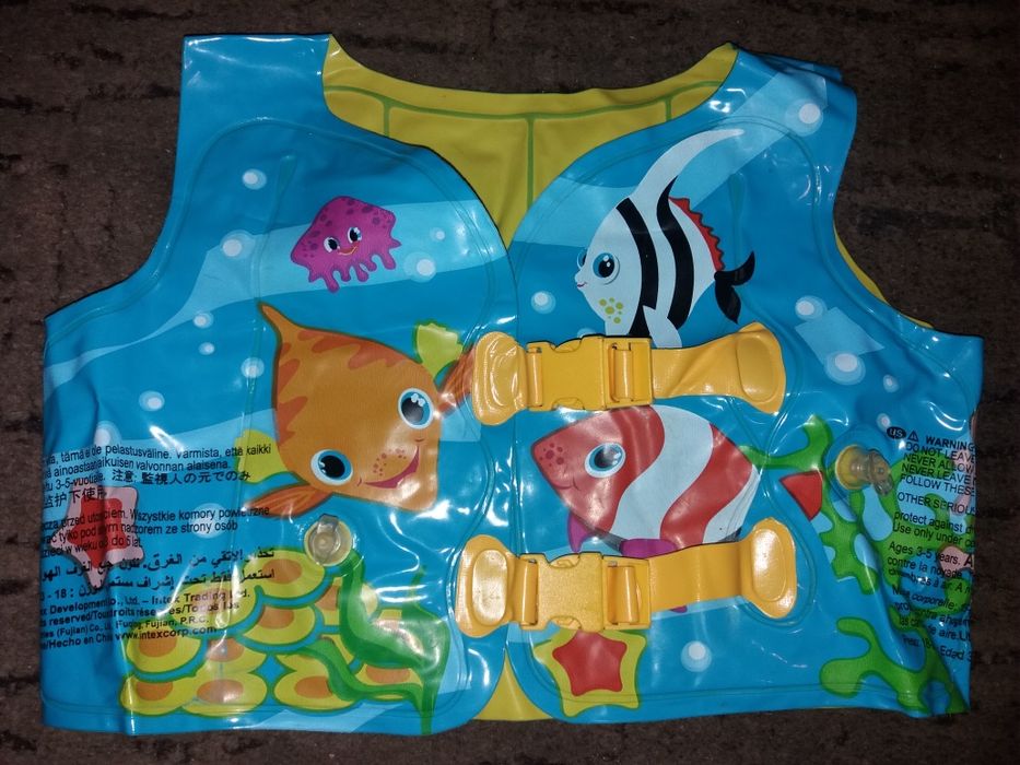 Надувной жилет детский