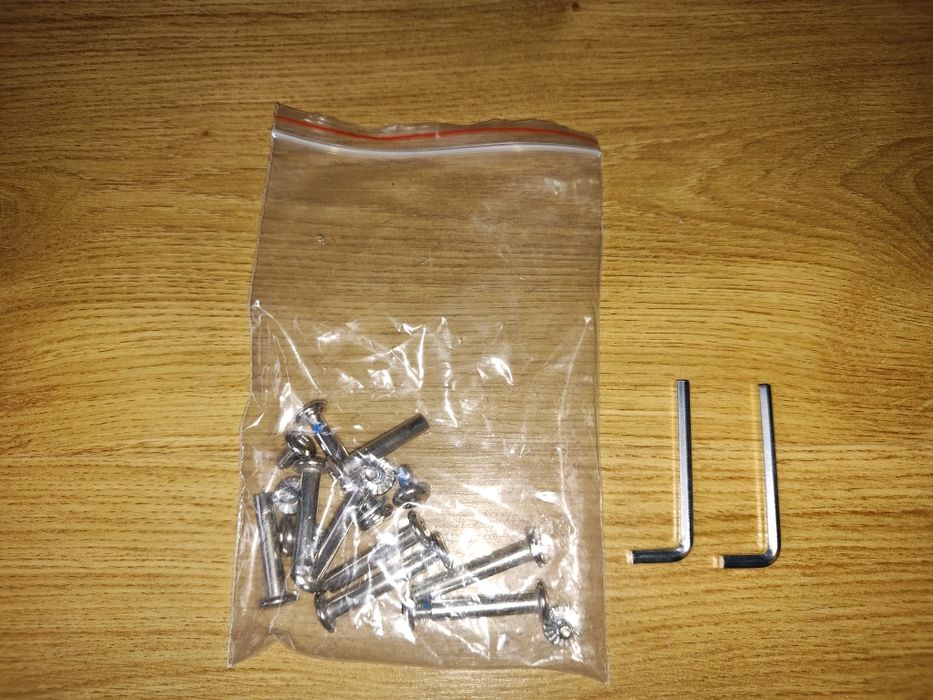 Łyżworolki z opcją zmiany na wrotki