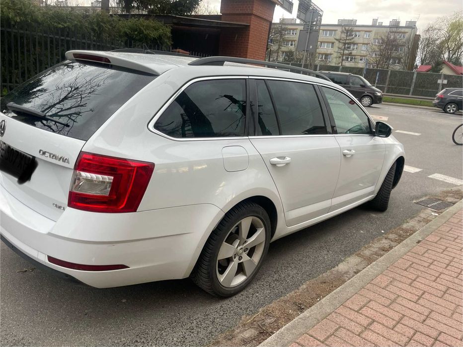 Scoda Octavia Kombi  III  DSG 4x4