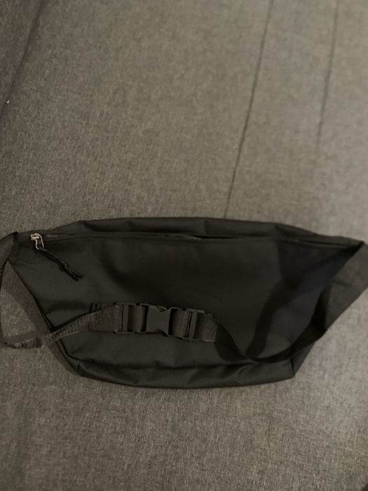 Сумка nike nk tech hip pack