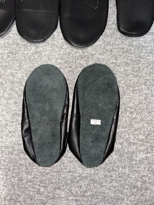 Черные чешки для танцев. Чешки / балетки для садика / хореографии