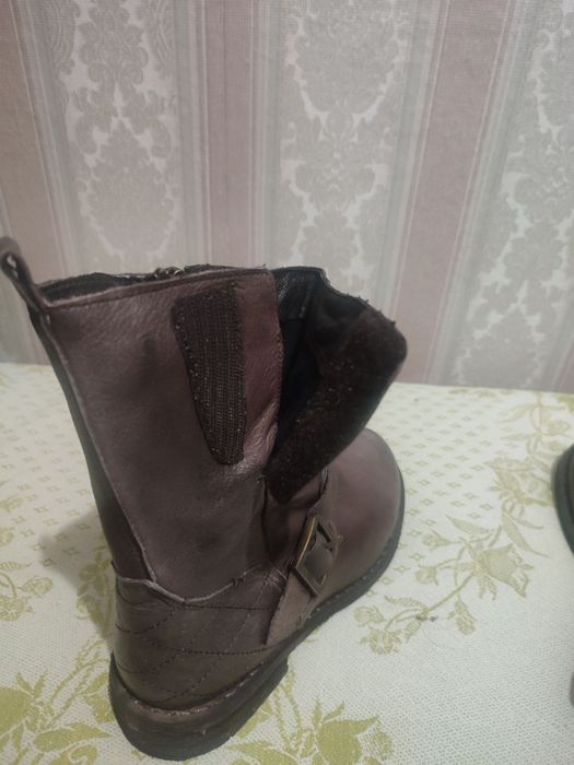 Чобітки, ботинки шкіра