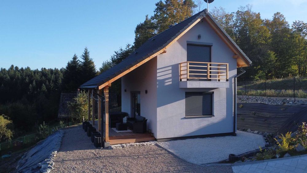 Domek z panoramicznym widokiem na Jezioro Mucharskie - Leo's House