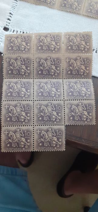 Filatelia 60 sêlos cavalinho de 10centavos.Novos