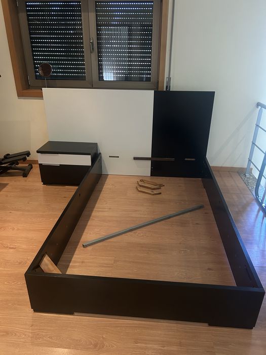 Cama solteiro +1 com cómoda