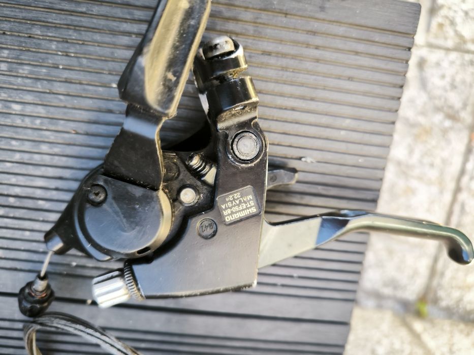 Conjunto de travões Shimano e selim