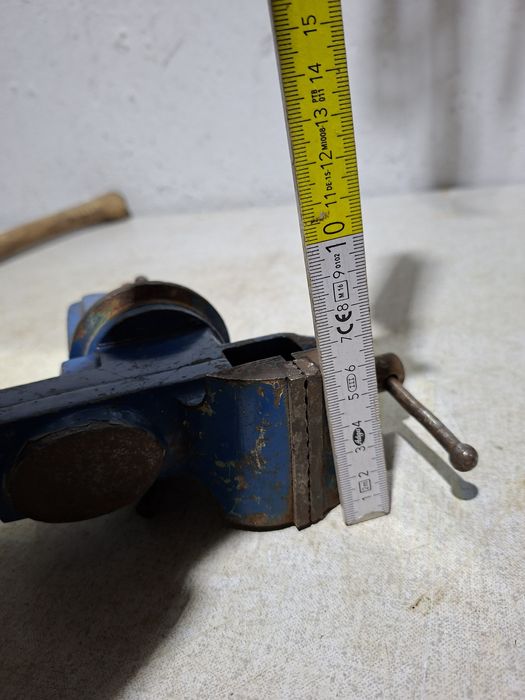 Imadło ślusarskie obrotowe 360°