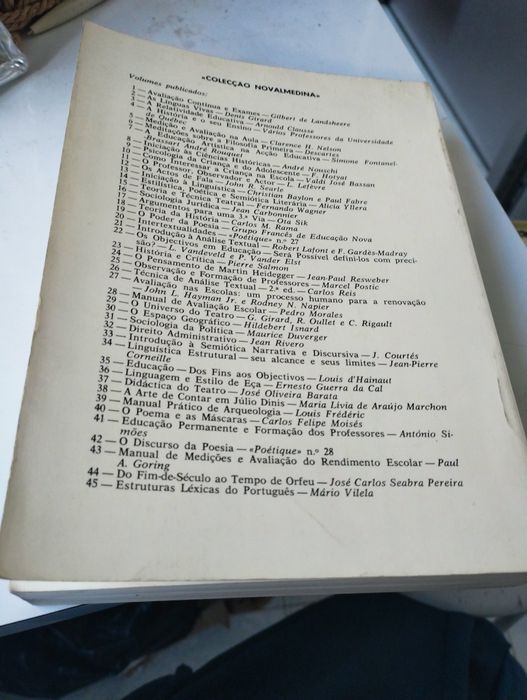 Livro "Educação - dos fins aos objectivos"