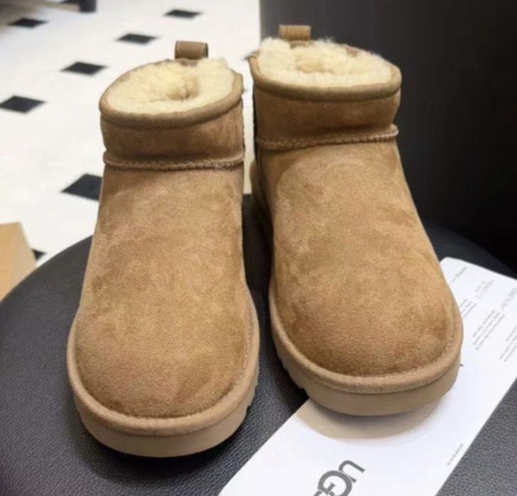 Ugg ultra mini  novo com caixa 38