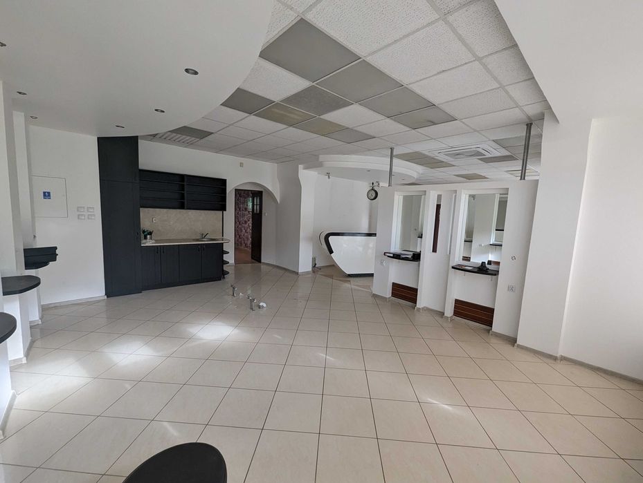 Lokal 124 m² w ścisłym centrum Radomia | Parter | Witryny | Parking