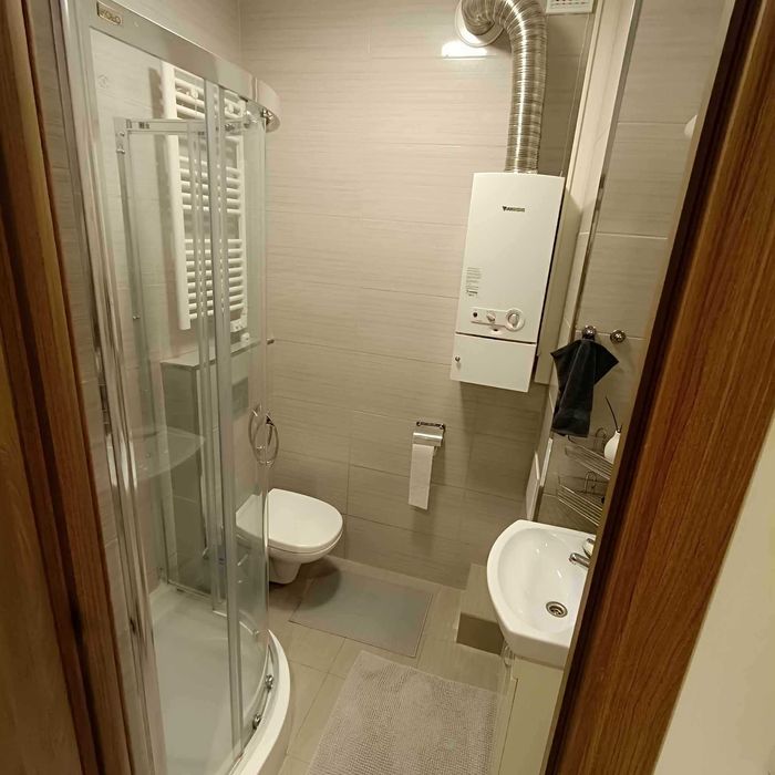 Do wynajęcia komfortowa kawalerka 38 m² – ul. Lea 75, Kraków