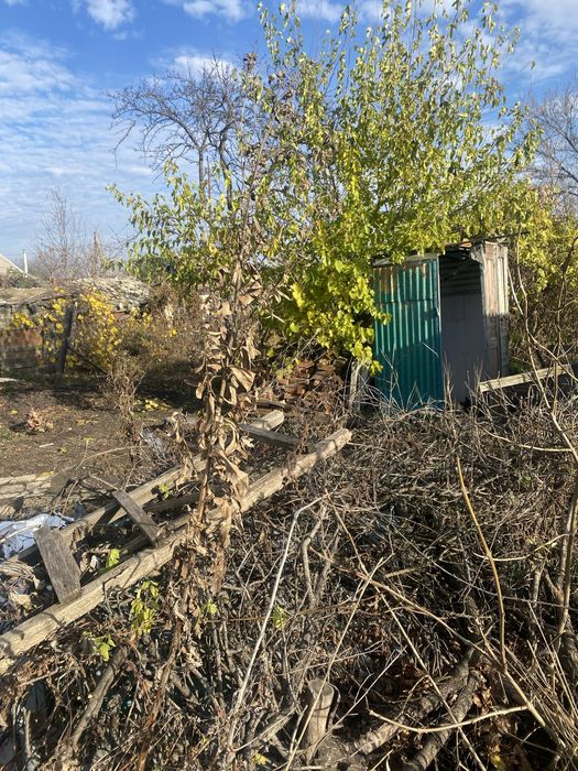 Продам газифіковану  зем. ділянку у центрі міста