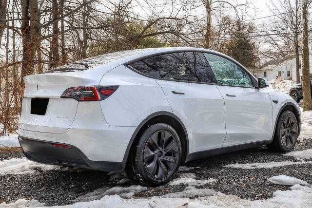 2025 Tesla Model Y Long Range