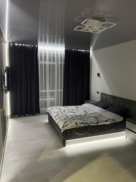 Оренда квартири подобово в центрі міста !