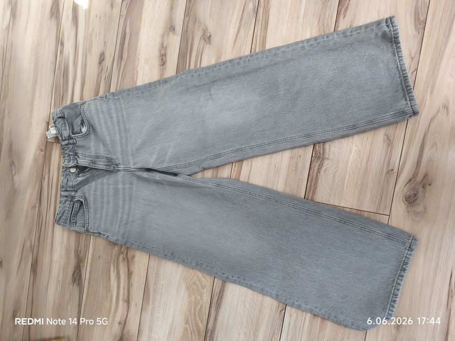 Spodnie jeansowe Zara