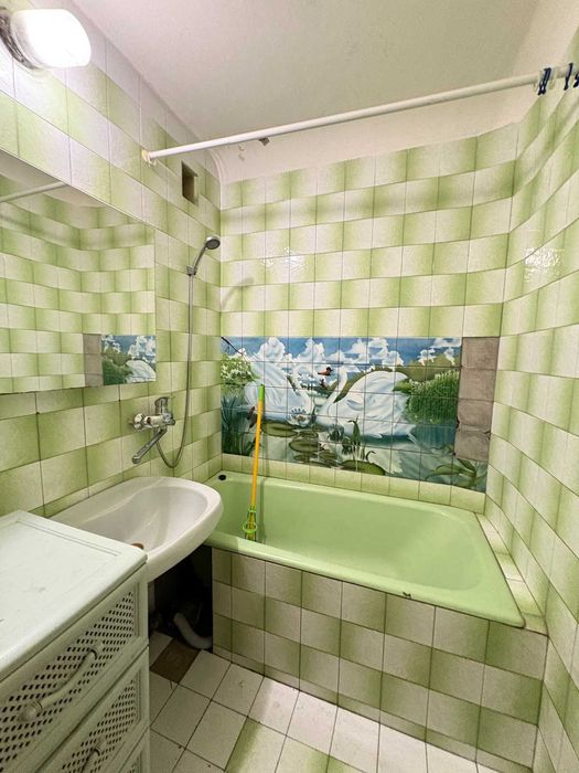 Продаж 2х кімнатної квартири з великою кухнею / молодіжний