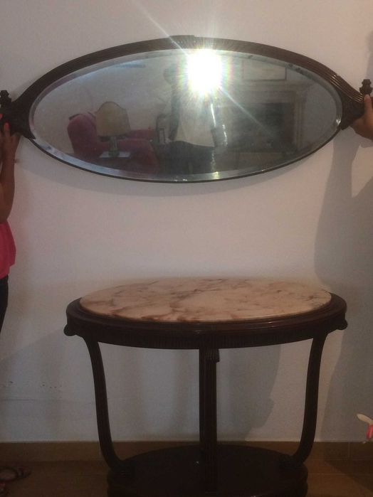 Mesa de apoio e espelho Arte Nova