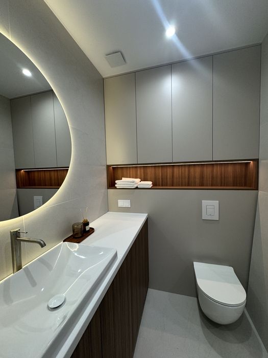 Центр міста! Дизайнерська видова євро2к з максимальною комплектацією