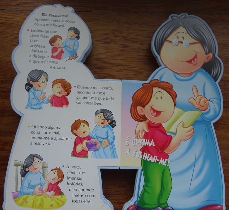 Avó - A Minha Família (Livro Com Forma & Esponja)