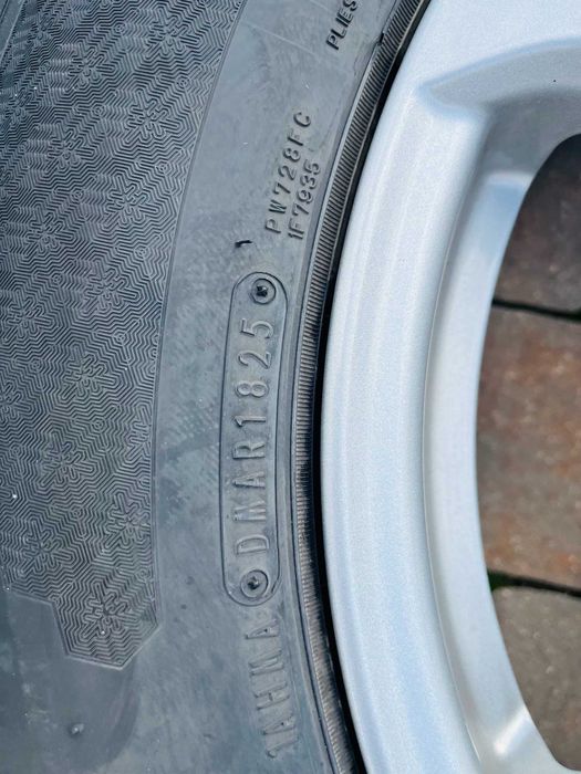Oryginalne koła zimowe Ford Puma 16" 205/65R16 Falken Eurowinter HS02 | DOT 2025 | Stan BDB