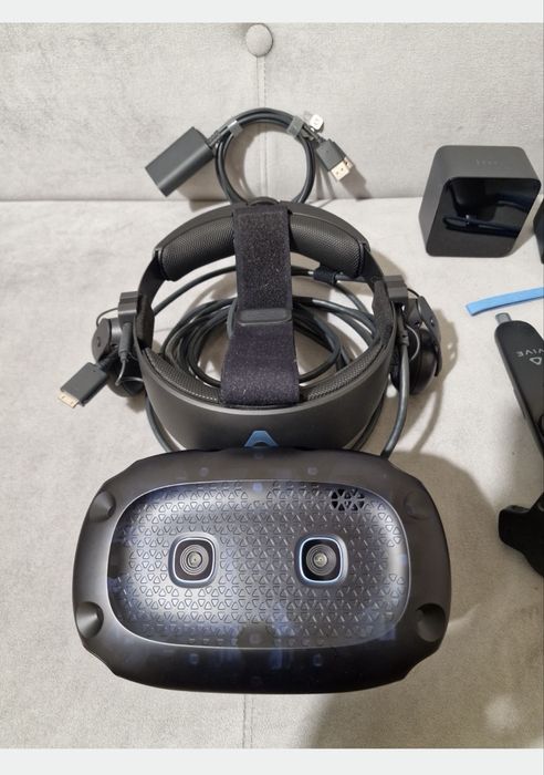 Htc vive cosmos elite