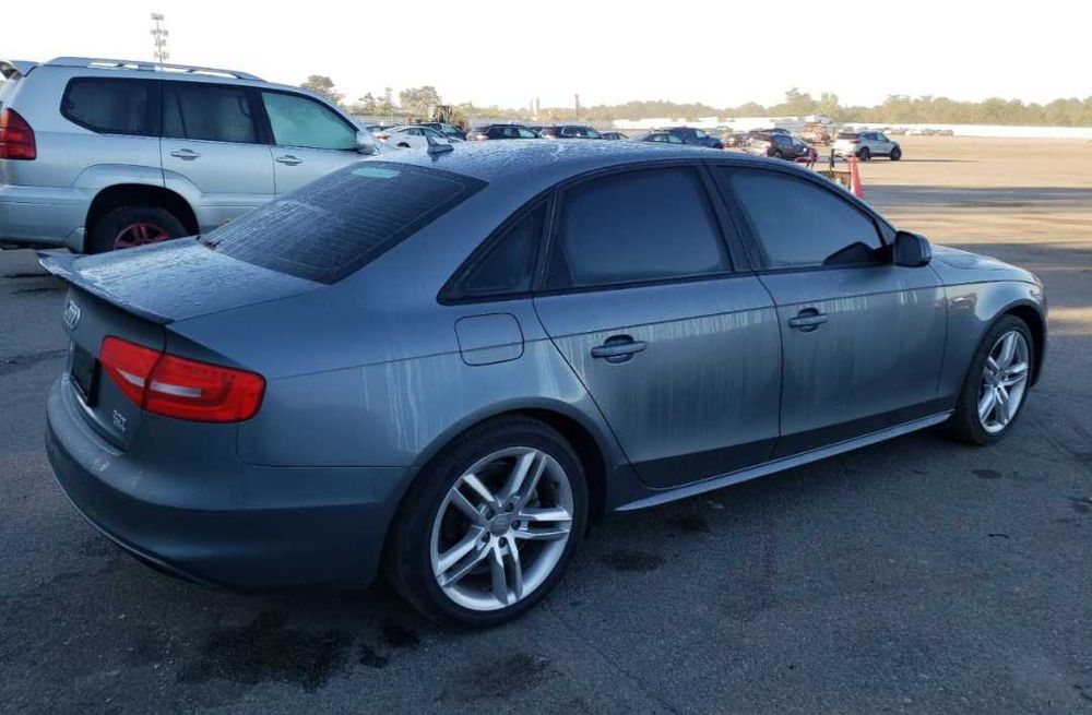 Кришка багажника AUDI A4 B8 пята дверь ауді ауди ляда